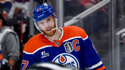 Oilers v prodloužení vyschl prach