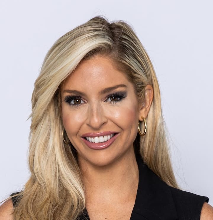 Katie Engleson headshot